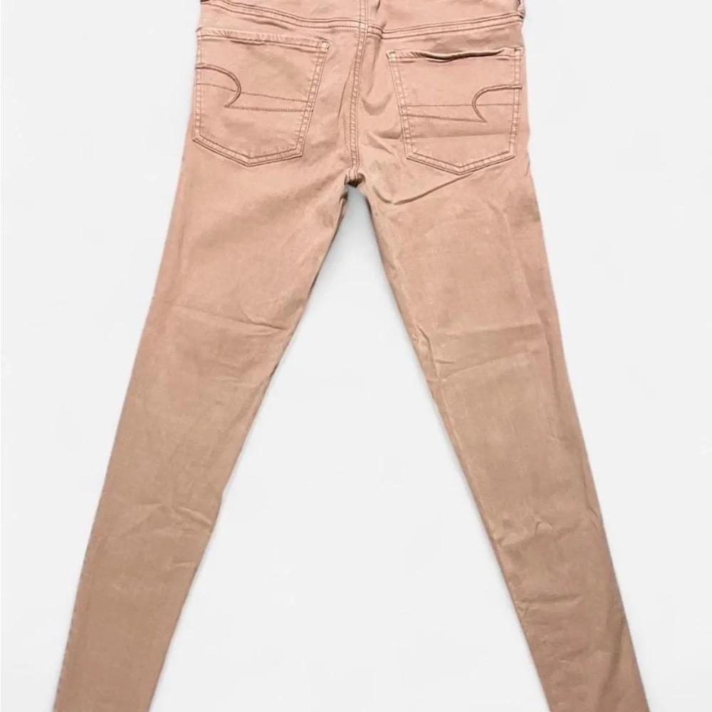 🦅 American Eagle Outfitters Jeggings~Women’s Sz 2 Reg~Rose/Pale Pink~Low-Rise - Picture 4 of 8